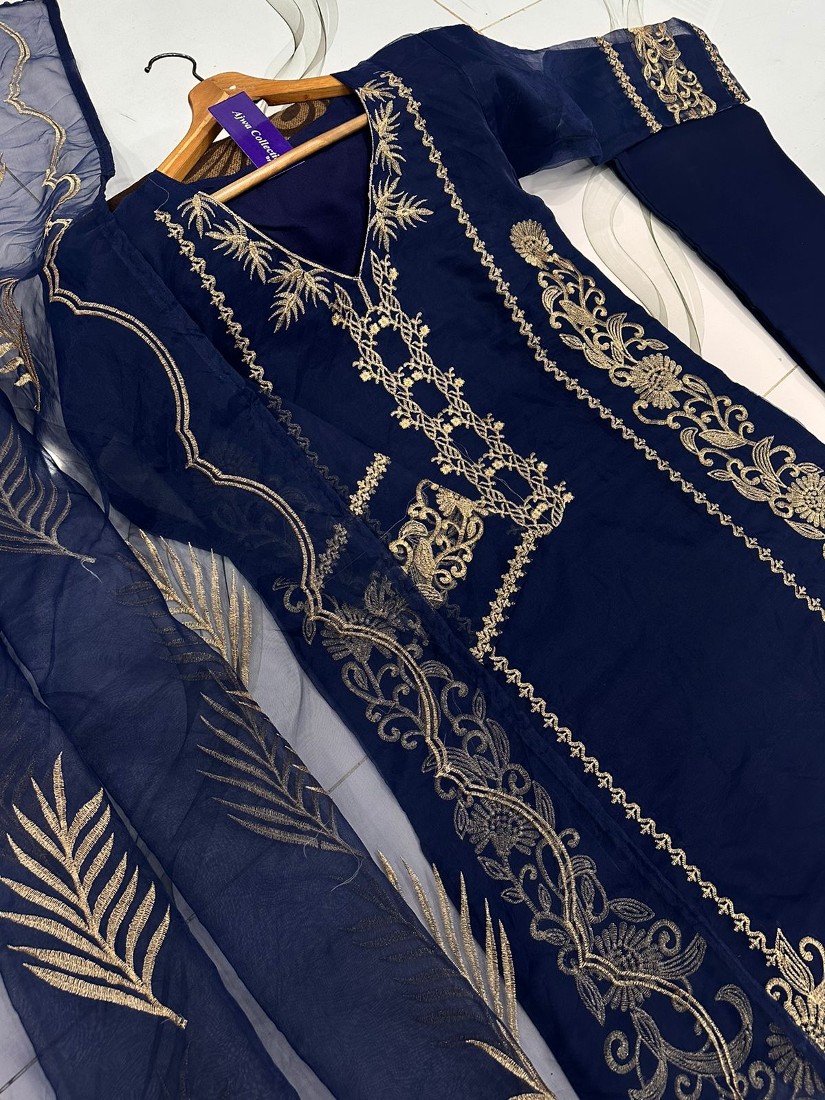 Daman Embroidery Shirt With Trouser and Embroidered Dupatta With Neck Border 3 Piece By Ajwa Collection